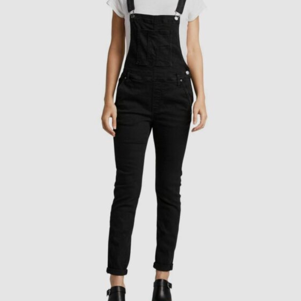 Silver Jean Co Black Denim Overalls. Size L.